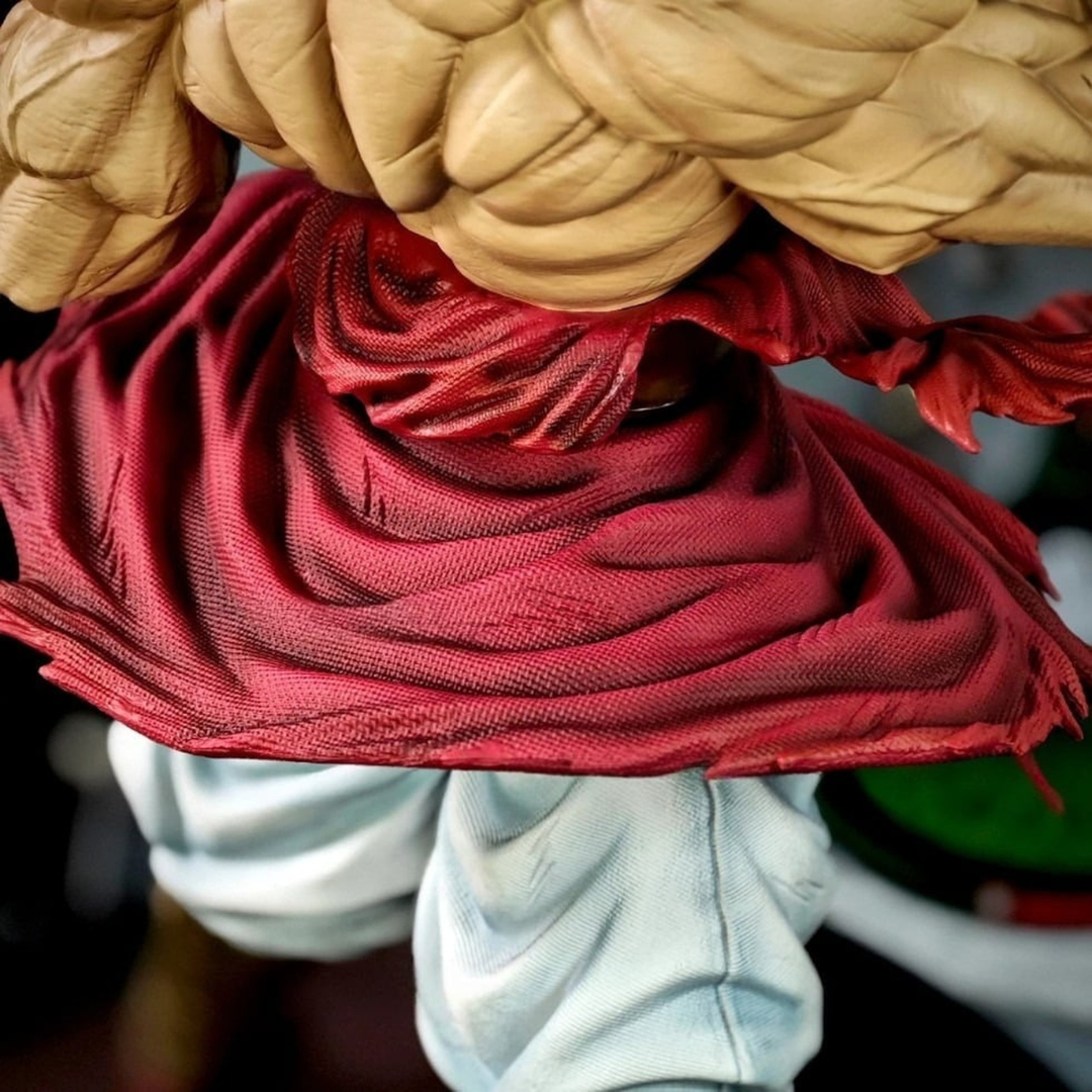 Set Completo Broly 50 cm + Bola de Energía